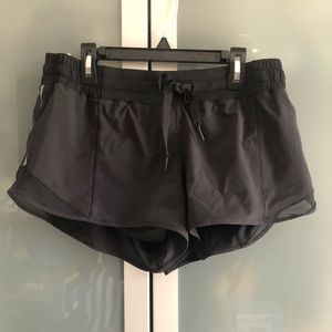 Lululemon Hotty Hot Short